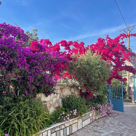 Villa Hena Sarandë Exterior foto