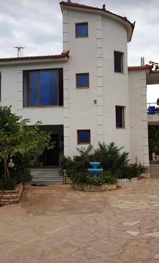 Villa Hena Sarandë Exterior foto