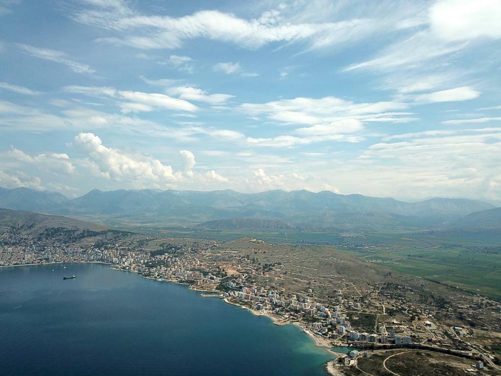 Villa Hena Sarandë Exterior foto